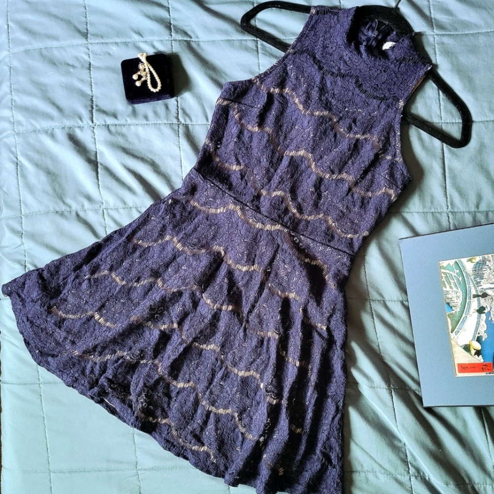 Royal blue love, Fire lace dress, size small
